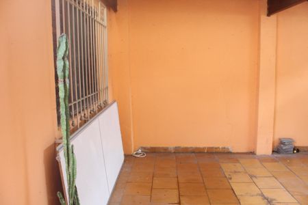 Casa para alugar com 120m², 3 quartos e 1 vaga Casa para alugar com 120m², 3 quartos e 1 vagaGaragem