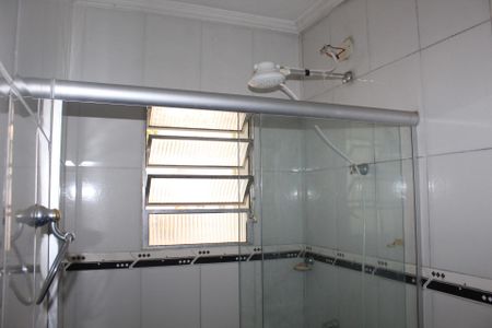 Banheiro de casa para alugar com 3 quartos, 120m² em Parque Sao George, Cotia