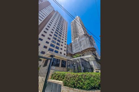 Apartamento para alugar com 80m², 2 quartos e 1 vagaFachada