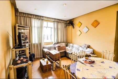 Sala de apartamento para alugar com 2 quartos, 75m² em Vila Isabel, Rio de Janeiro