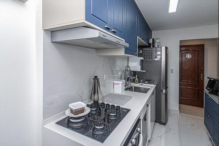 Apartamento à venda com 56m², 2 quartos e 1 vaga Apartamento à venda com 56m², 2 quartos e 1 vagacozinha e área de serviço compartilhadas_4