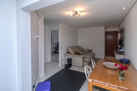 Apartamento à venda com 56m², 2 quartos e 1 vaga Apartamento à venda com 56m², 2 quartos e 1 vagasala e sacada extendida_4