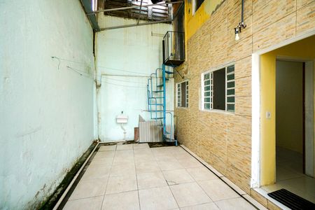 Casa de condomínio para alugar com 126m², 3 quartos e 3 vagasQuintal