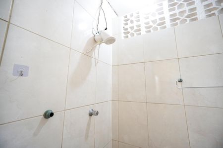 Casa de condomínio para alugar com 126m², 3 quartos e 3 vagasChuveiro