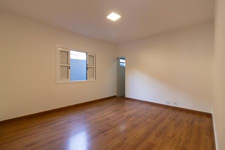 Casa para alugar com 2 quartos, 270m² em Vila Amalia (zona Leste), São Paulo