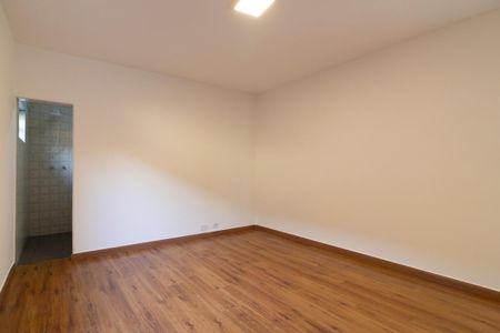 Casa para alugar com 270m², 2 quartos e 2 vagas