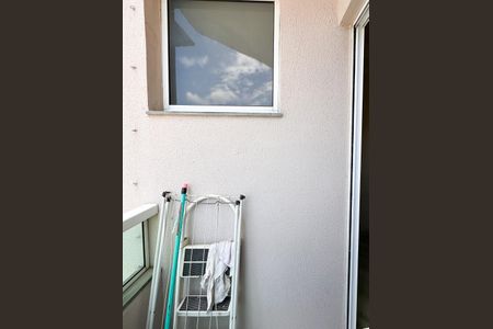 Apartamento para alugar com 47m², 2 quartos e 1 vaga Apartamento para alugar com 47m², 2 quartos e 1 vagaSacada