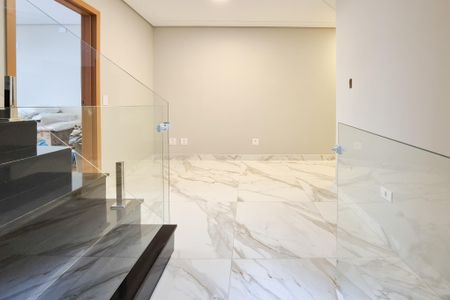 Corredor de casa à venda com 3 quartos, 280m² em Jardim Tres Marias, São Bernardo do Campo