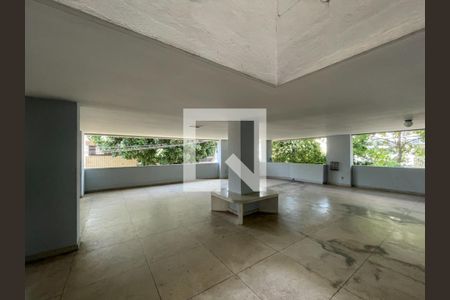 Apartamento à venda com 74m², 2 quartos e 1 vagaÁrea comum