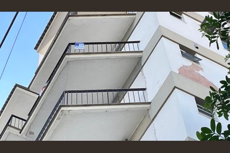 Apartamento à venda com 74m², 2 quartos e 1 vagaPlaquinha