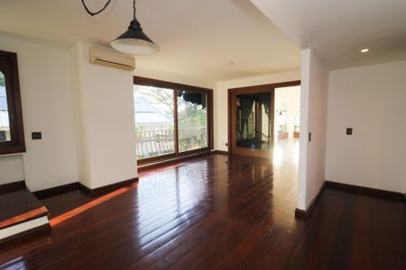 Apartamento para alugar com 565m², 3 quartos e 4 vagas Apartamento para alugar com 565m², 3 quartos e 4 vagasSala de TV