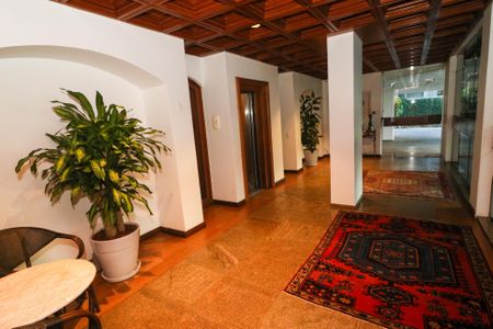 Apartamento para alugar com 565m², 3 quartos e 4 vagas Apartamento para alugar com 565m², 3 quartos e 4 vagasHall de entrada