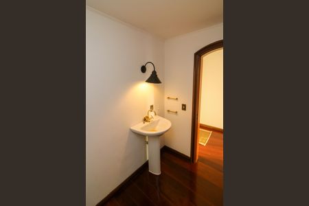 Apartamento para alugar com 565m², 3 quartos e 4 vagas Apartamento para alugar com 565m², 3 quartos e 4 vagasLavabo