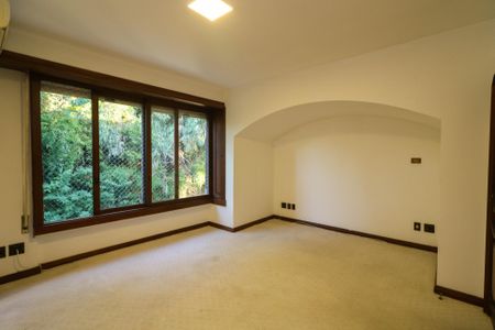 Apartamento para alugar com 565m², 3 quartos e 4 vagas Apartamento para alugar com 565m², 3 quartos e 4 vagasQuarto Suíte