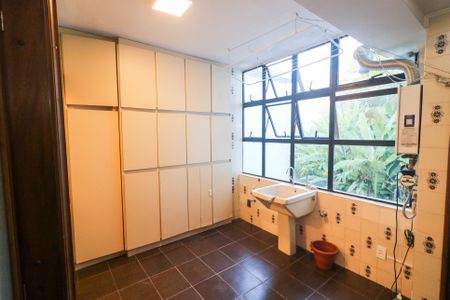 Apartamento para alugar com 565m², 3 quartos e 4 vagas Apartamento para alugar com 565m², 3 quartos e 4 vagasÁrea de Serviço