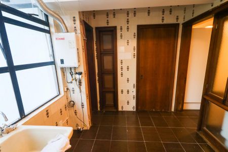 Apartamento para alugar com 565m², 3 quartos e 4 vagas Apartamento para alugar com 565m², 3 quartos e 4 vagasÁrea de Serviço