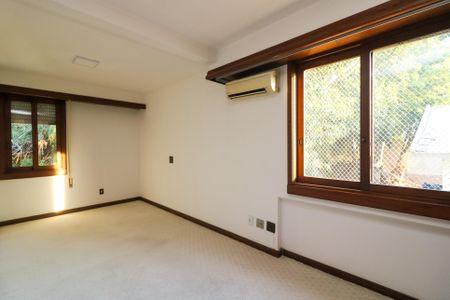 Apartamento para alugar com 565m², 3 quartos e 4 vagas Apartamento para alugar com 565m², 3 quartos e 4 vagasQuarto 1