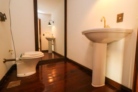 Apartamento para alugar com 565m², 3 quartos e 4 vagas Apartamento para alugar com 565m², 3 quartos e 4 vagasLavabo