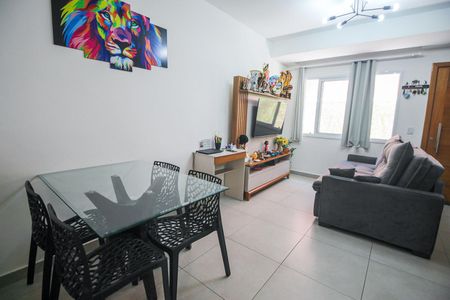 Sala de casa para alugar com 2 quartos, 60m² em Jardim Umarizal, São Paulo