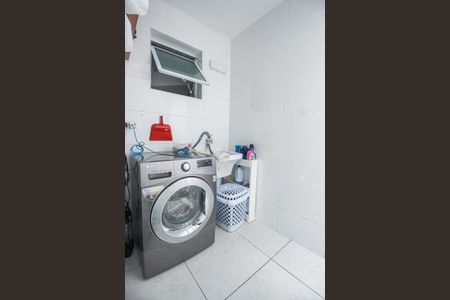 Casa para alugar com 72m², 2 quartos e 1 vagaÁrea de Serviço