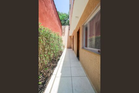 Casa para alugar com 72m², 2 quartos e 1 vagaÁrea comum