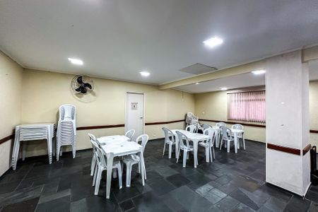 Apartamento à venda com 71m², 2 quartos e 1 vagaÁrea comum - Salão de festas