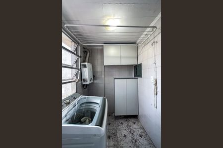 Apartamento à venda com 71m², 2 quartos e 1 vagaÁrea de Serviço