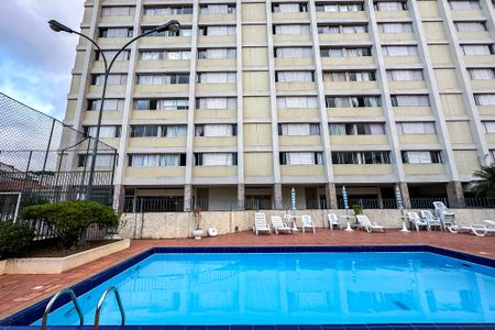 Apartamento à venda com 71m², 2 quartos e 1 vagaPiscina