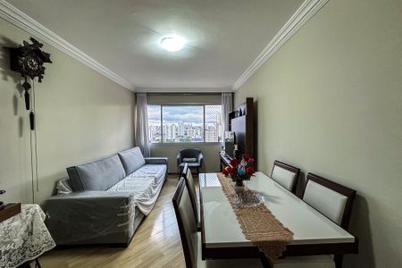 Apartamento à venda com 71m², 2 quartos e 1 vagaSala