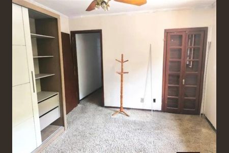 Casa para alugar com 109m², 3 quartos e sem vagaQuarto 1