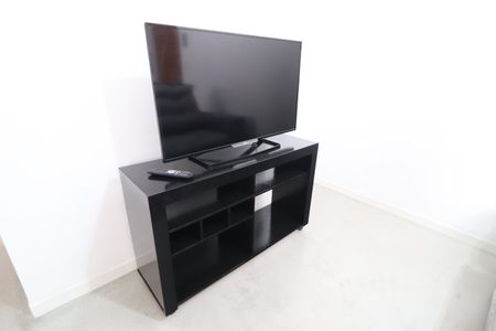 Sala de apartamento para alugar com 2 quartos, 55m² em Santa Mônica, Uberlândia