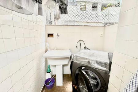 Apartamento à venda com 97m², 3 quartos e 1 vagaÁrea de Serviço