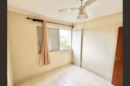 Apartamento à venda com 64m², 2 quartos e 1 vagaQuarto 2