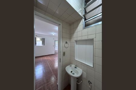 Casa para alugar com 100m², 4 quartos e sem vagaBanheiro 1