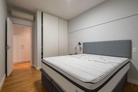 Apartamento para alugar com 120m², 3 quartos e 2 vagasQuarto 2