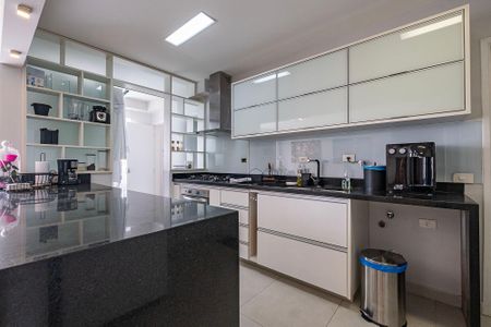 Apartamento para alugar com 120m², 3 quartos e 2 vagasCozinha