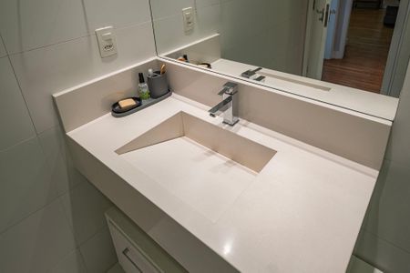 Apartamento para alugar com 120m², 3 quartos e 2 vagasBanheiro 1