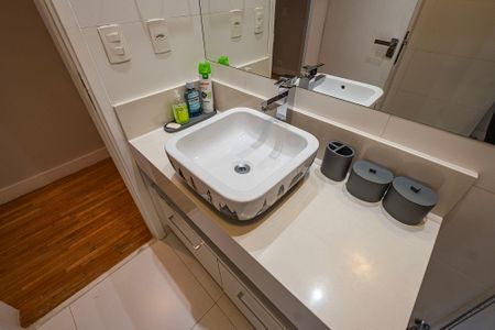 Apartamento para alugar com 120m², 3 quartos e 2 vagasBanheiro 2