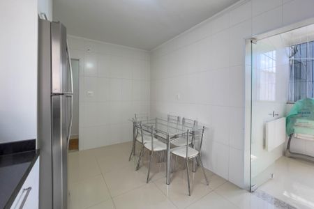 Apartamento à venda com 94m², 2 quartos e sem vagaCozinha