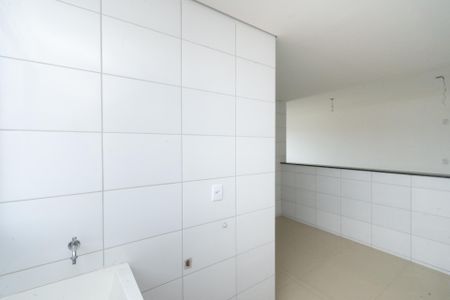 Apartamento à venda com 71m², 2 quartos e 1 vaga Apartamento à venda com 71m², 2 quartos e 1 vagaCozinha e Área de Serviço