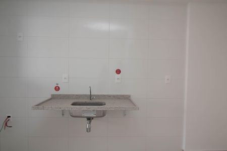 Cozinha de kitnet/studio à venda com 1 quarto, 30m² em Picanço, Guarulhos