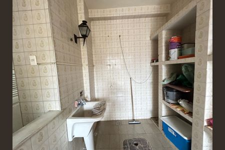 Casa à venda com 90m², 2 quartos e 1 vagaÁrea de Serviço