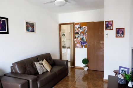 Casa à venda com 100m², 2 quartos e 3 vagassala
