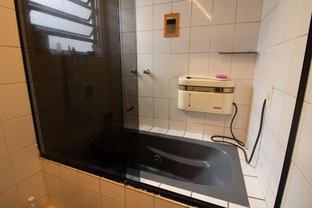 Casa para alugar com 135m², 3 quartos e 2 vagas Casa para alugar com 135m², 3 quartos e 2 vagasBanheiro 1