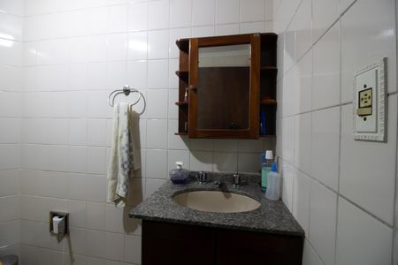 Casa para alugar com 135m², 3 quartos e 2 vagas Casa para alugar com 135m², 3 quartos e 2 vagasBanheiro 2