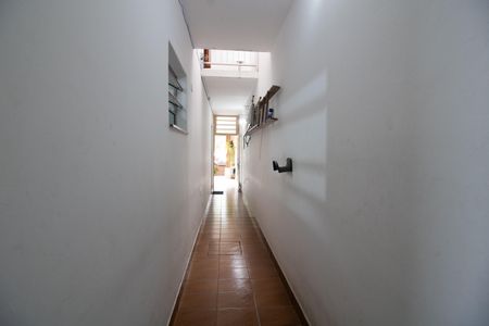 Casa para alugar com 135m², 3 quartos e 2 vagas Casa para alugar com 135m², 3 quartos e 2 vagasCorredor Lateral