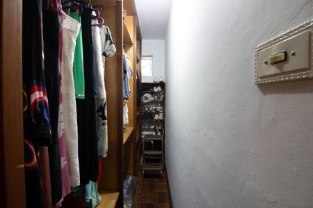 Closet Quarto 1 de casa à venda com 3 quartos, 135m² em Vila Salete, São Paulo