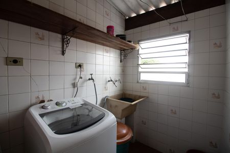 Casa para alugar com 135m², 3 quartos e 2 vagas Casa para alugar com 135m², 3 quartos e 2 vagasÁrea de Serviço