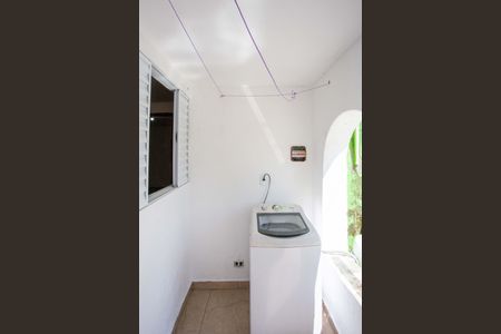 Casa para alugar com 50m², 1 quarto e sem vagaÁrea de Serviço