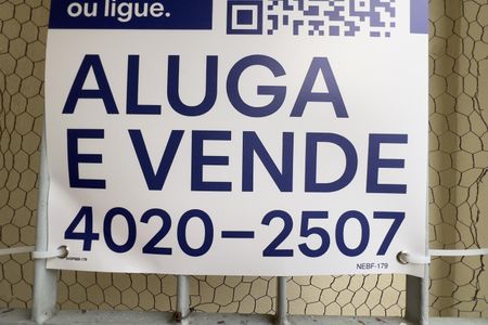 Casa à venda com 140m², 2 quartos e 1 vaga Casa à venda com 140m², 2 quartos e 1 vagaNEBF-179